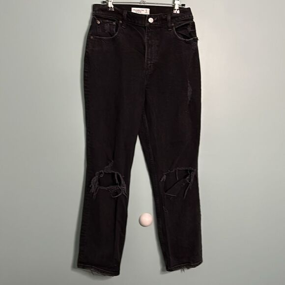 Abercrombie The 90s Straight Ultra High Rise Short - Picture 2 of 10